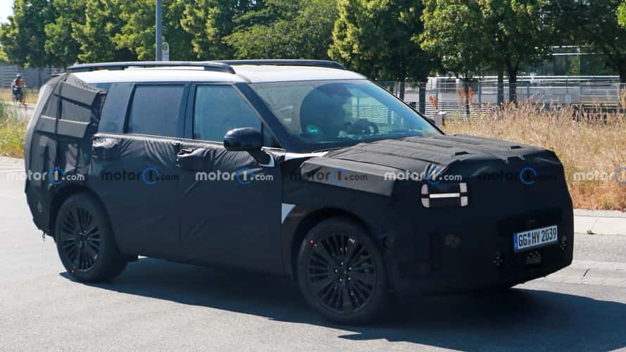 Yeni Nesil Hyundai Santa Fe bir kez daha görüntülendi