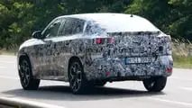 Nuova BMW X2, le foto spia con poche camuffature