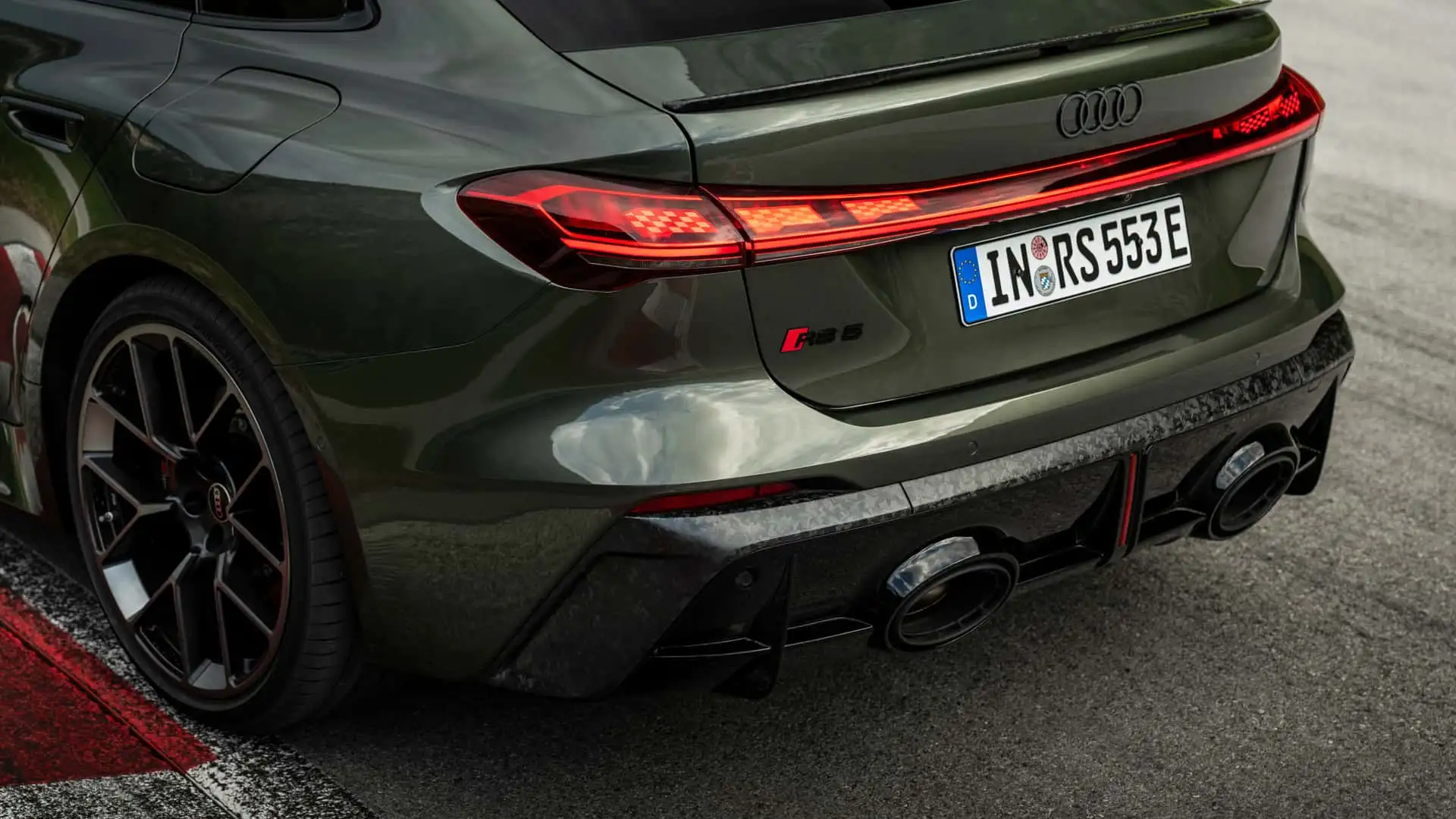 https://cdn.motor1.com/images/mgl/Oo9KPB/s1/2027-audi-rs5-sedan-first-drive-review.webp