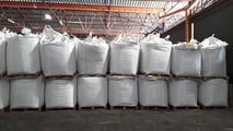 Fertilizzanti: la UE corre ai ripari, ma i campi già soffrono