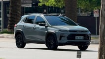 Novo Chevrolet Sonic 2017 flagrado em São Paulo