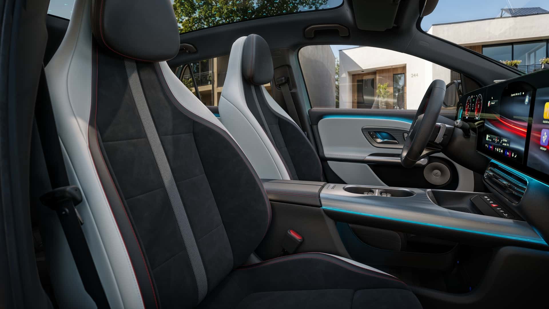 Передние кресла нового Mercedes-Benz GLA