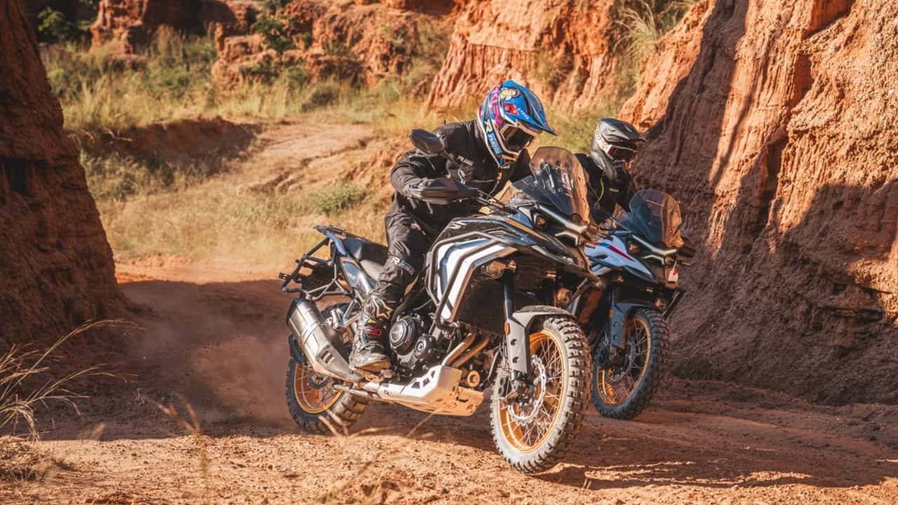 Kove 625X Adventure Bike