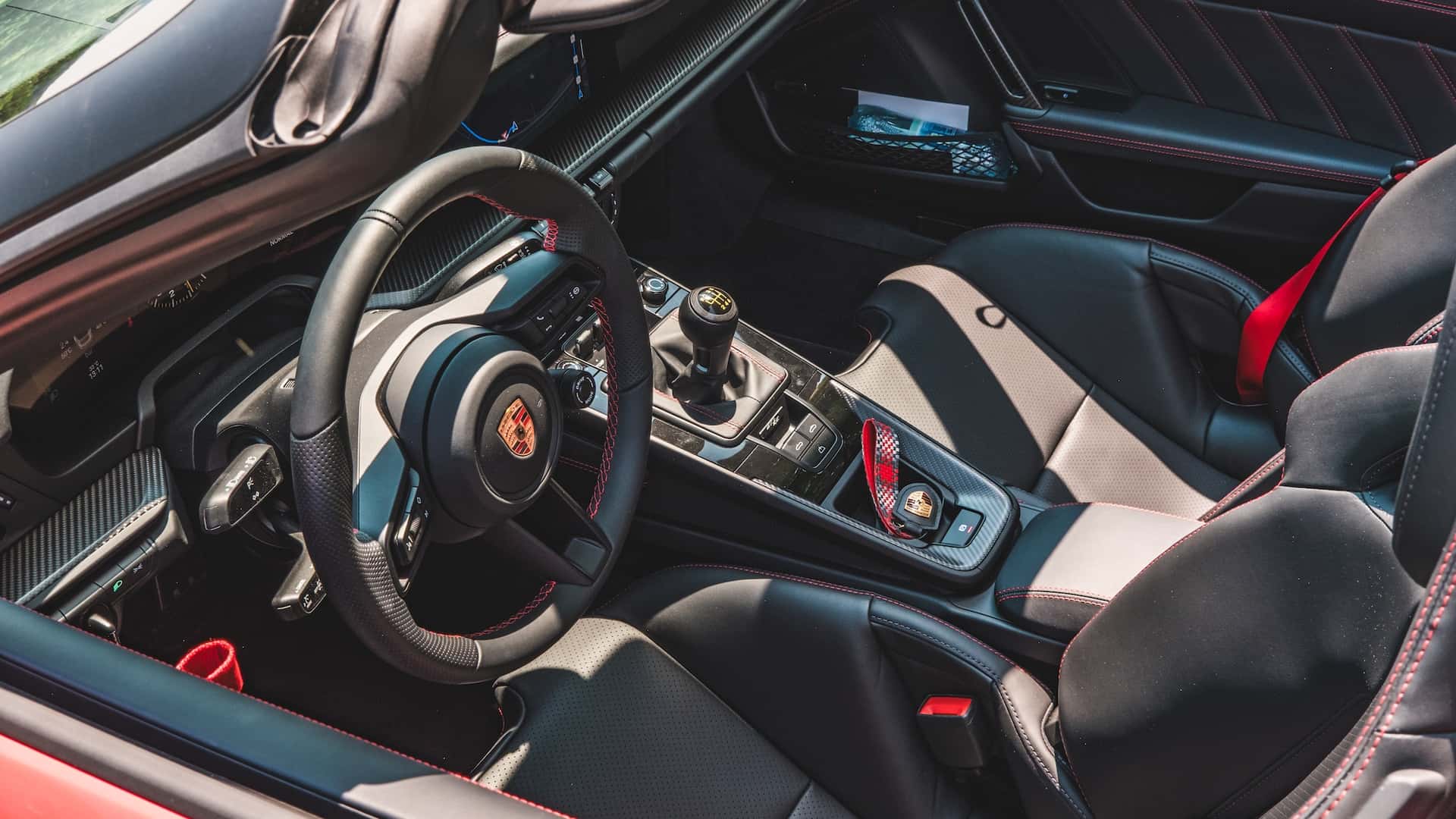 https://cdn.motor1.com/images/mgl/Oo9mbe/s1/2027-porsche-911-gt3-s-c-first-drive-review.jpg