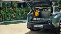 Peugeot E-5008 Dog Edition (2026)