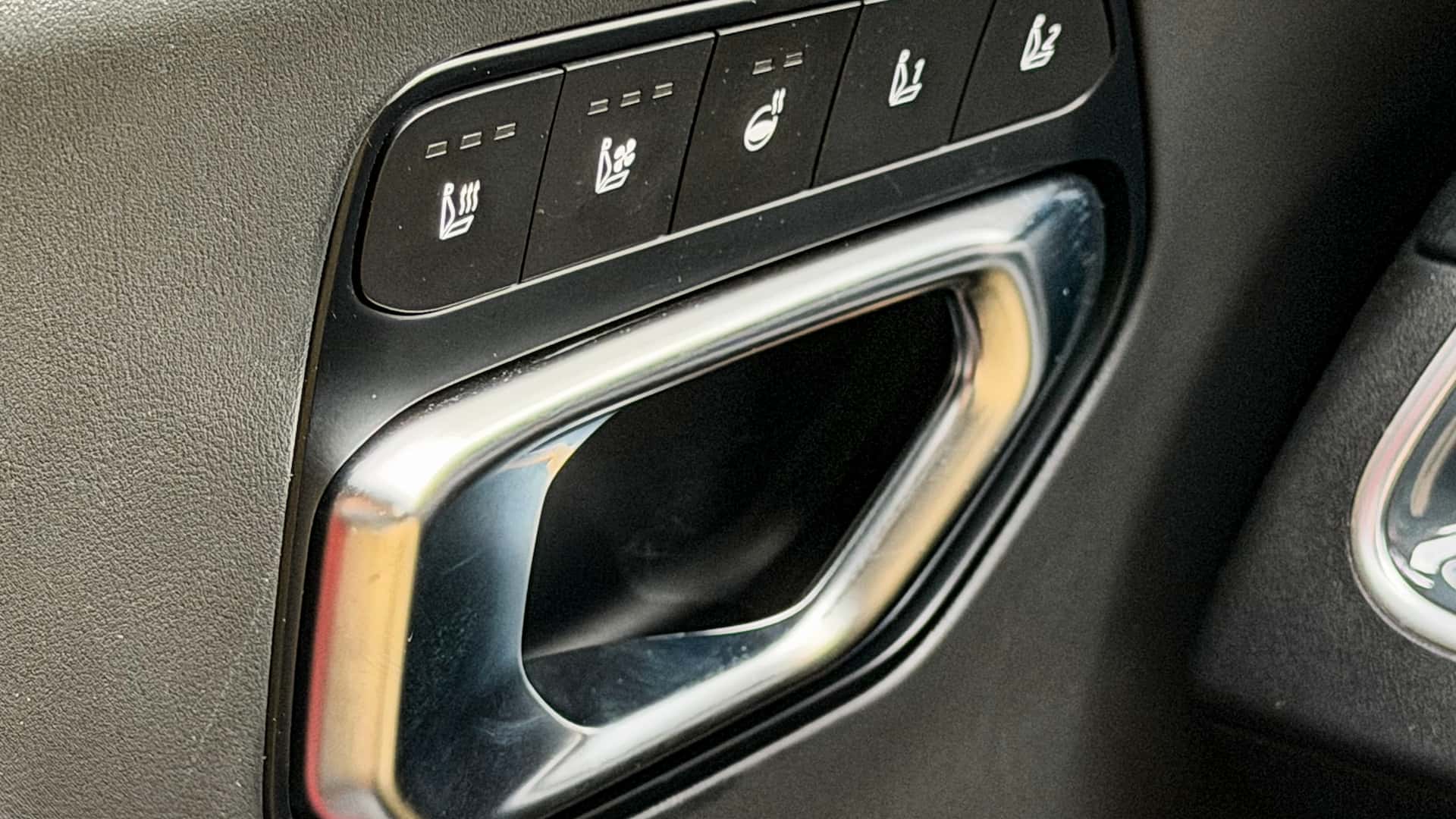 https://cdn.motor1.com/images/mgl/Oo9w0X/s1/2026-kia-k4-hatchback-review.jpg