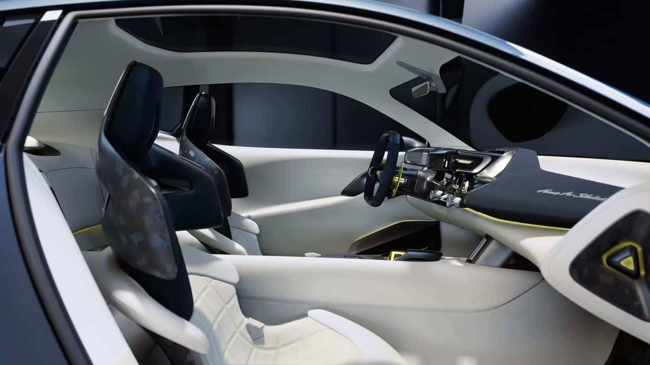Lynk & Co Unleashes 2.0-Second Hypercar, Redefining Electrified Performance 8