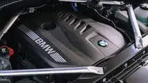 BMW X5 2025 con pacchetto Off-Road