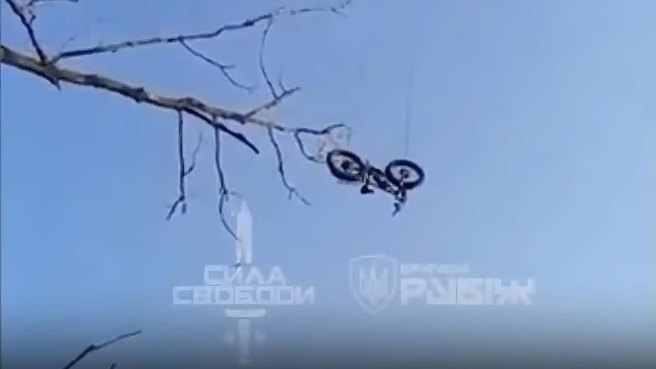 Drone entrega e-bike e ajuda soldado ucraniano a escapar de cerco russo