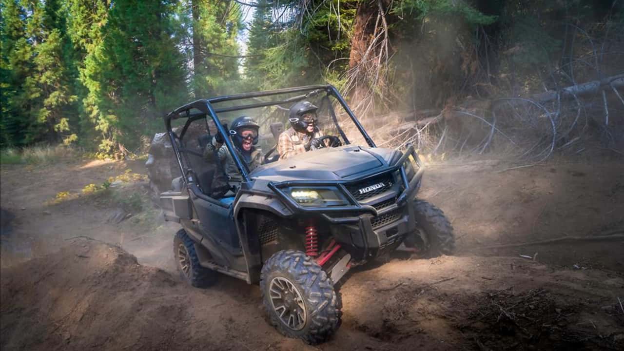 Honda Pioneer 1000 UTV