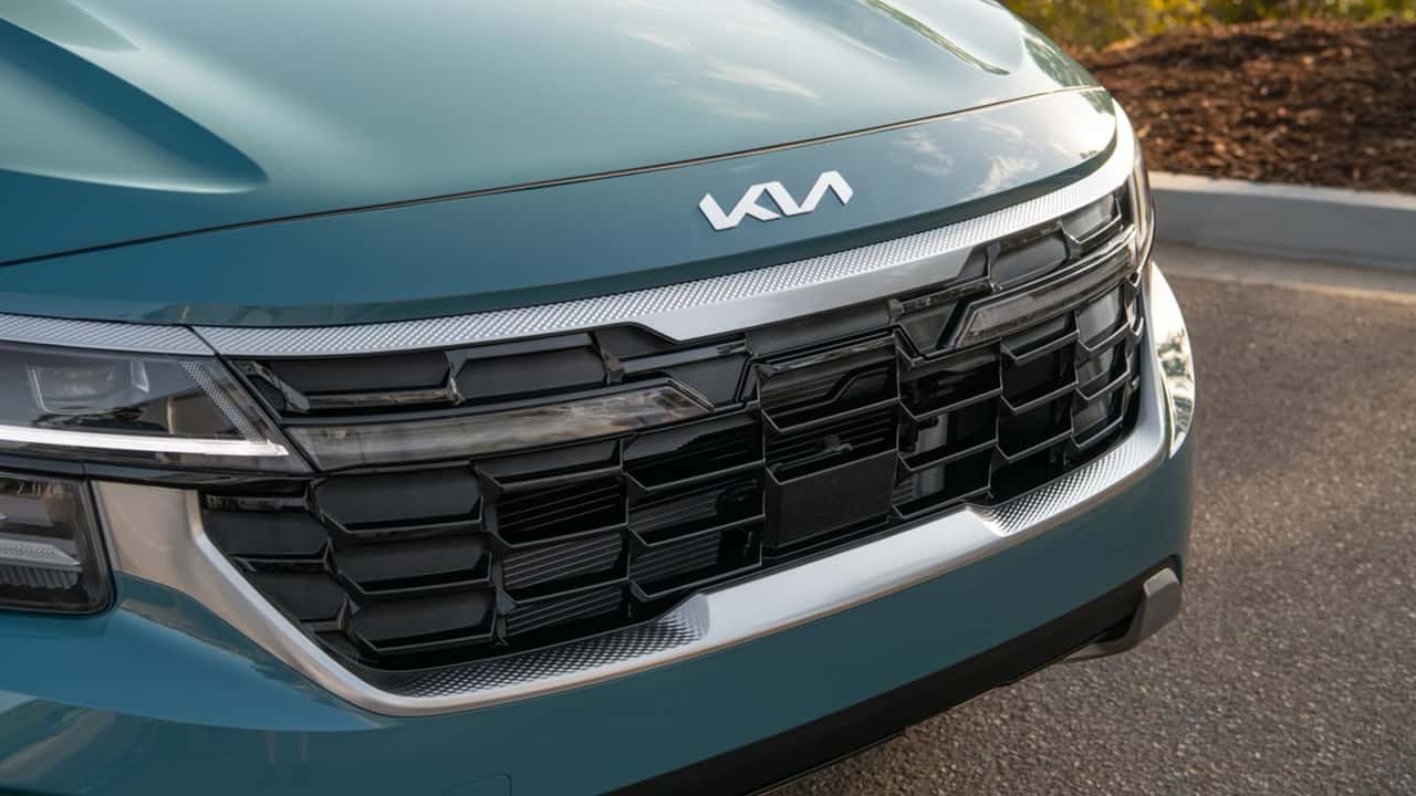 2026 Kia Seltos Grille