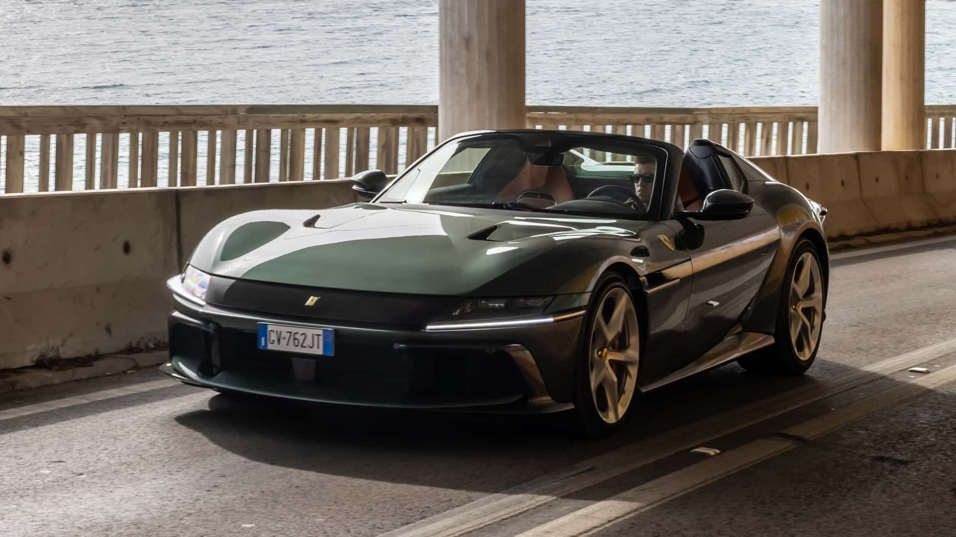 https://cdn.motor1.com/images/mgl/OoJvvY/s1/2025-ferrari-12cilindri-spider-first-drive-review.jpg