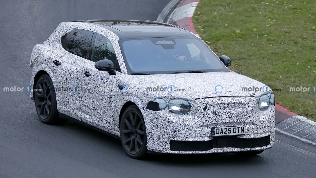 Bentley Urban SUV (2027) als Erlkönig erwischt