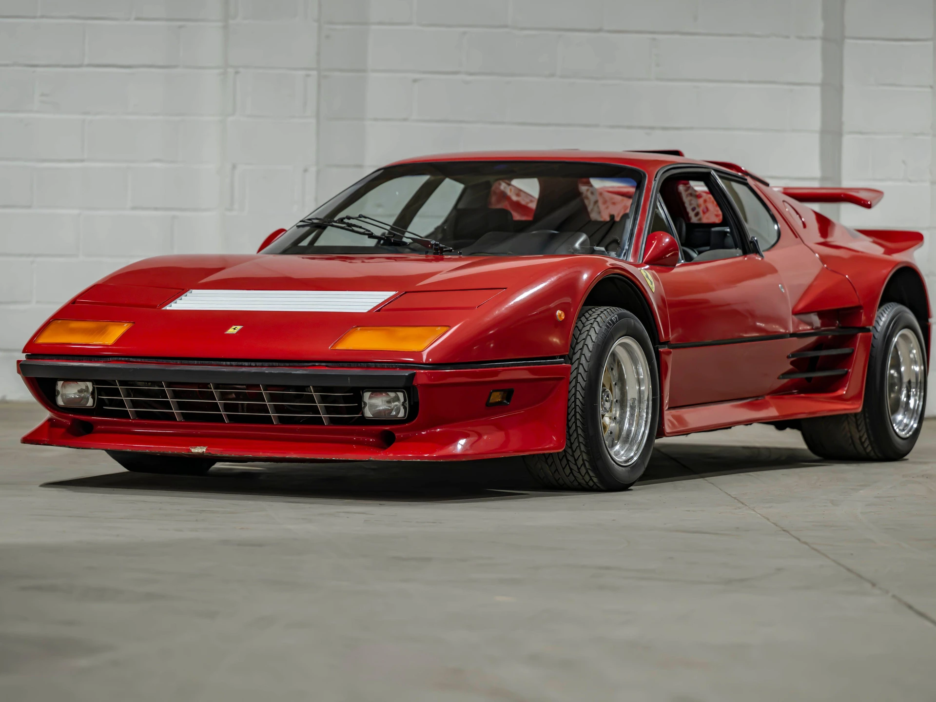 Koenig Specials'ın tasarladığı Ferrari 512 BBi satışta!
