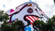 Gli strani garage auto a Miami