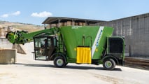 Faresin: nuovi carri unifeed e telehandlers a Fieragricola 2024