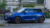 Neuer Mini Cooper SE (2024) in Oxford