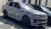 Nuova Range Rover Sport SVR, le foto spia da vicino