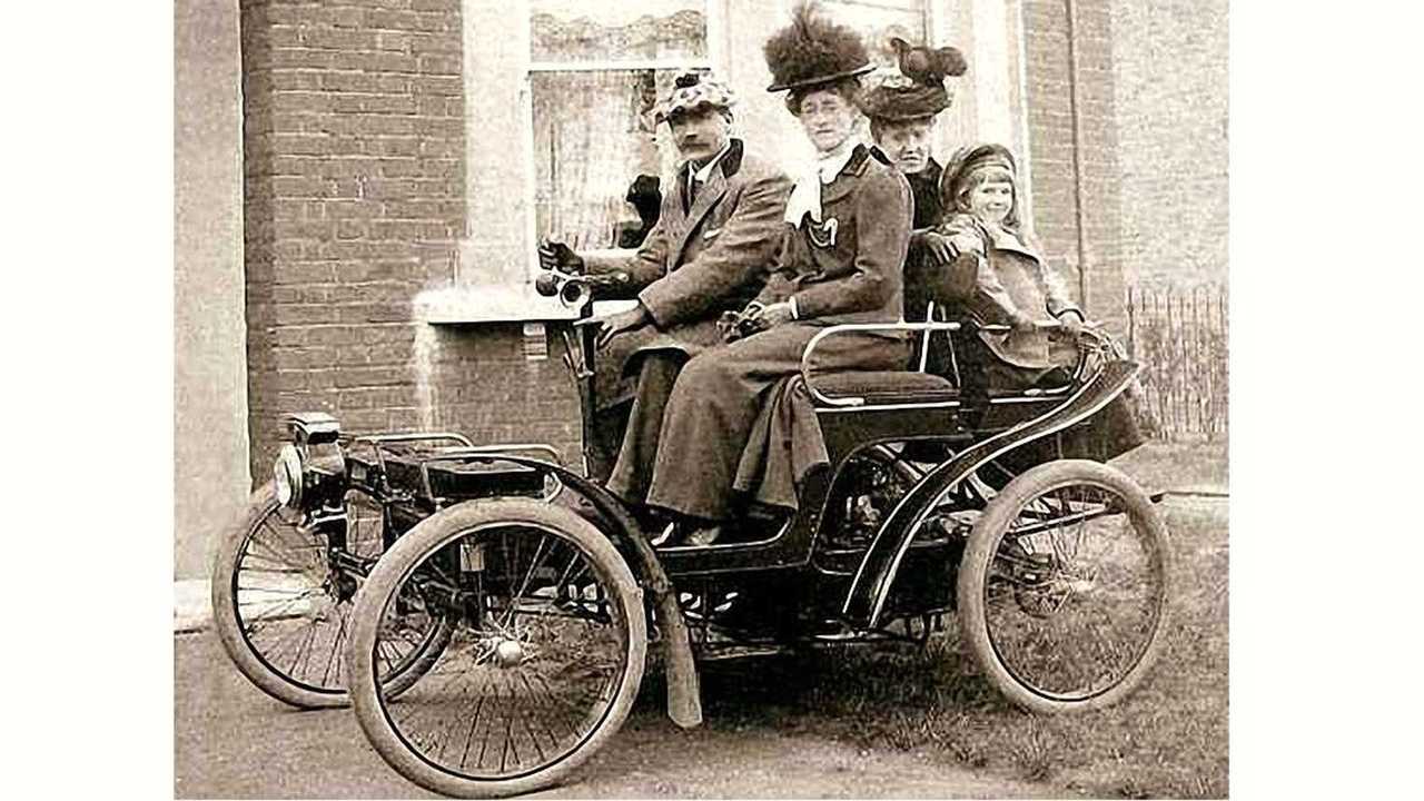 009 - Decauville Voiturette 1898