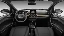 Interior do Fiat Cronos Drive 1.3 2023