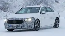 Foto spia - Mercedes Classe A sedan restyling
