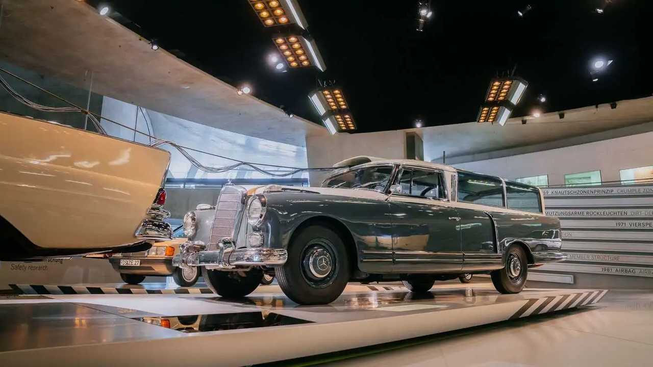 Dieser Mercedes-Benz 300 