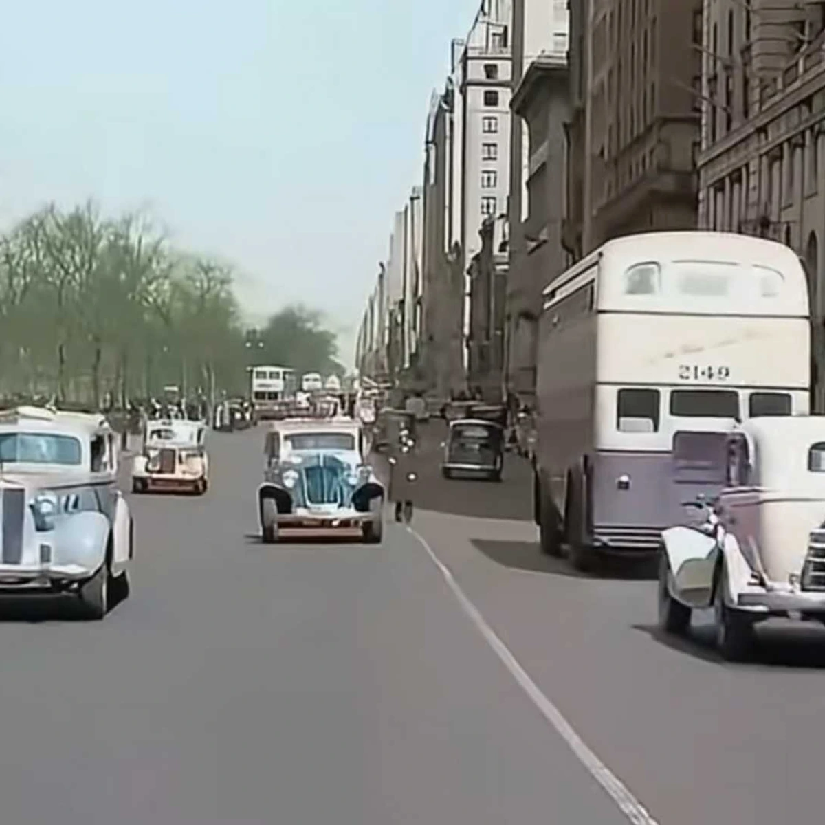 1930s Color Photos