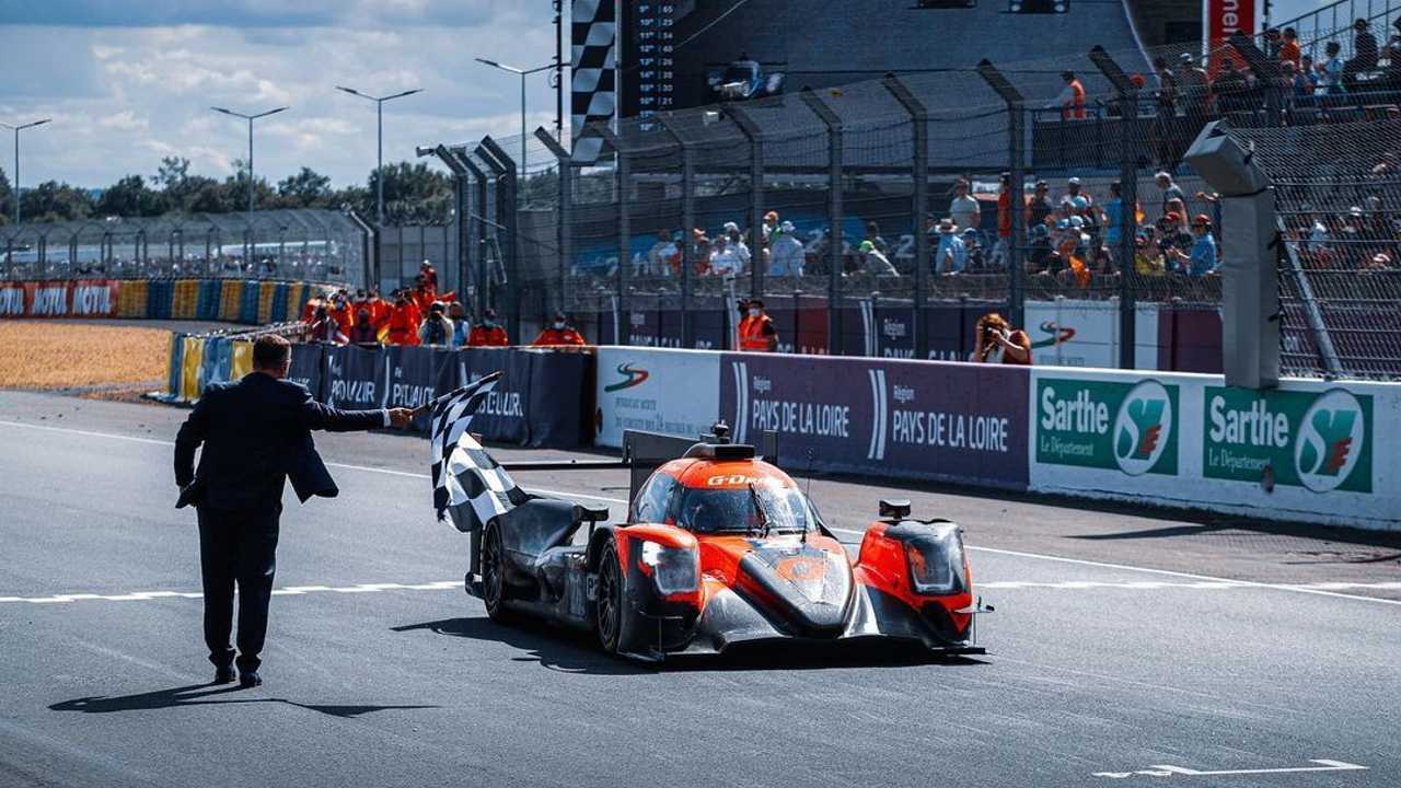 Franco Colapinto se dio el gusto de correr las 24 Horas de Le Mans.