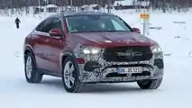 Foto - Mercedes GLE Coupé Restyling, le foto spia sulla neve