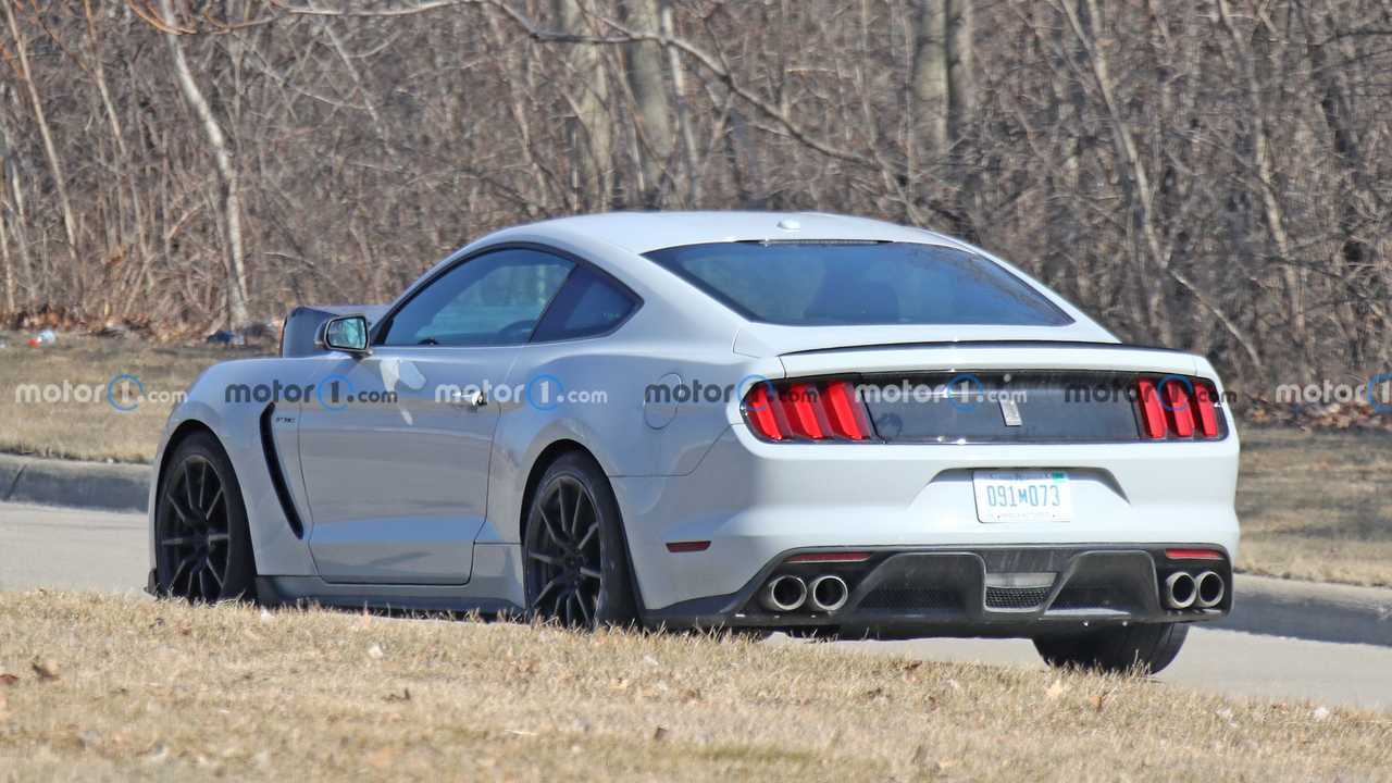 Mustang Shelby GT350 mula de pruebas fotos espia