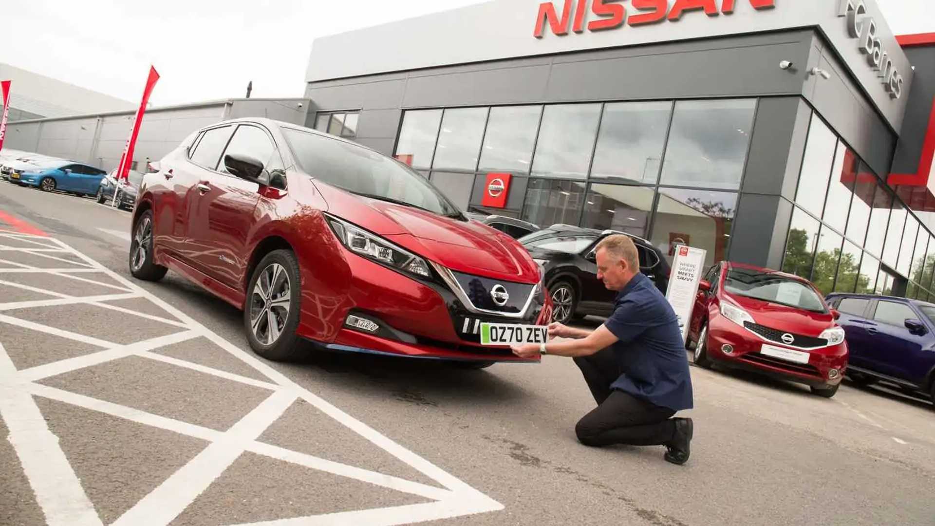 Here Are The New Green License Plates For EVs In The UK