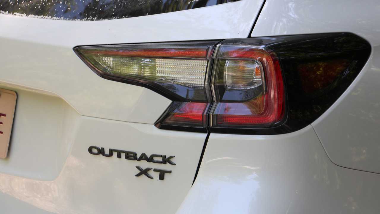 2020 Subaru Outback Onyx Edition XT: Feature