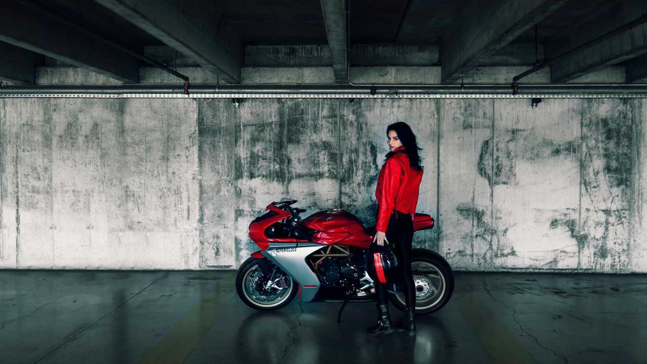 mv Agusta superveloce 800 2020