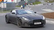 2018 Aston Martin DB11 Volante ve Coupe casus fotoğrafları