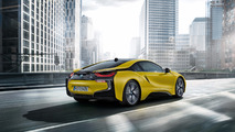 BMW i8 Protonic Frozen Yellow Edition