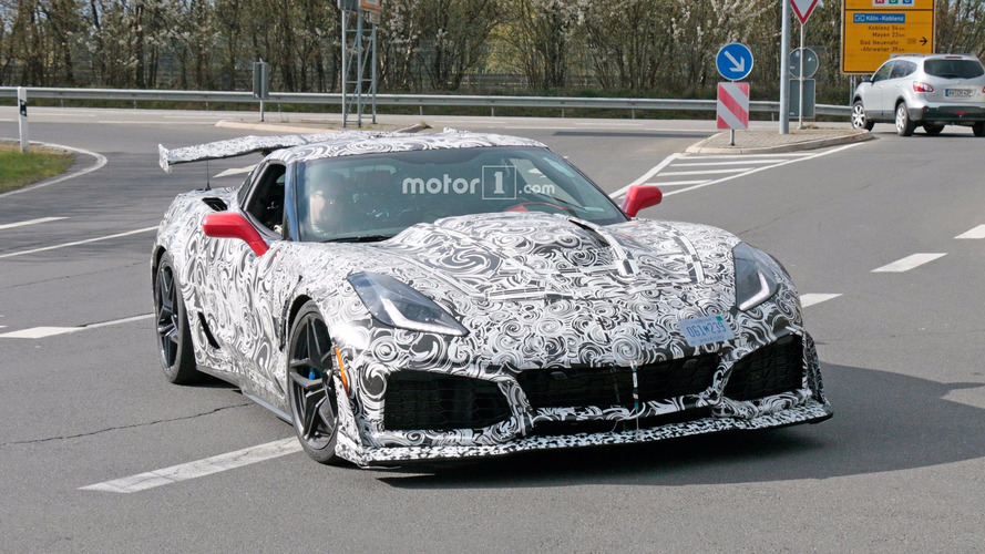 Chevrolet Corvette ZR1 Spy Pics