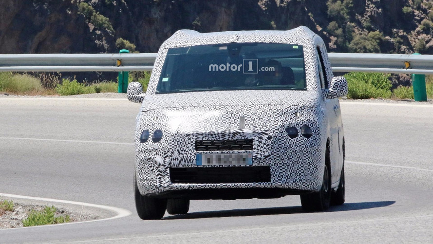 2018 Citroën Berlingo casus fotoğrafları