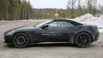 2018 Aston Martin DB11 Volante Casus Fotoğrafları