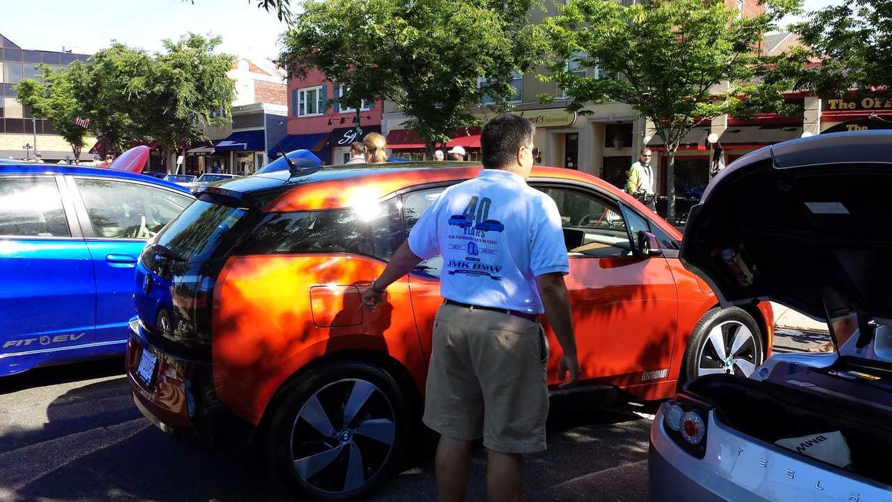 The Solar Orange is perfect for the i3...look how the sun dances. At Cars and Croissants