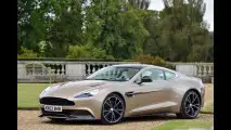Aston Martin Vanquish: nuove foto