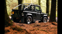 Land Rover Defender SVX