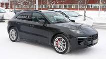 2019 Porsche Macan facelift spy photo