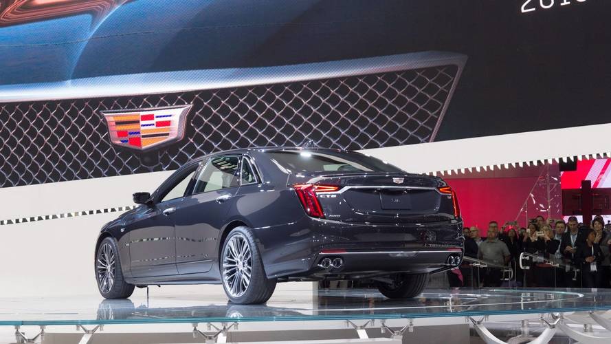 2019 Cadillac CT6 V-Sport at the 2018 New York Auto Show