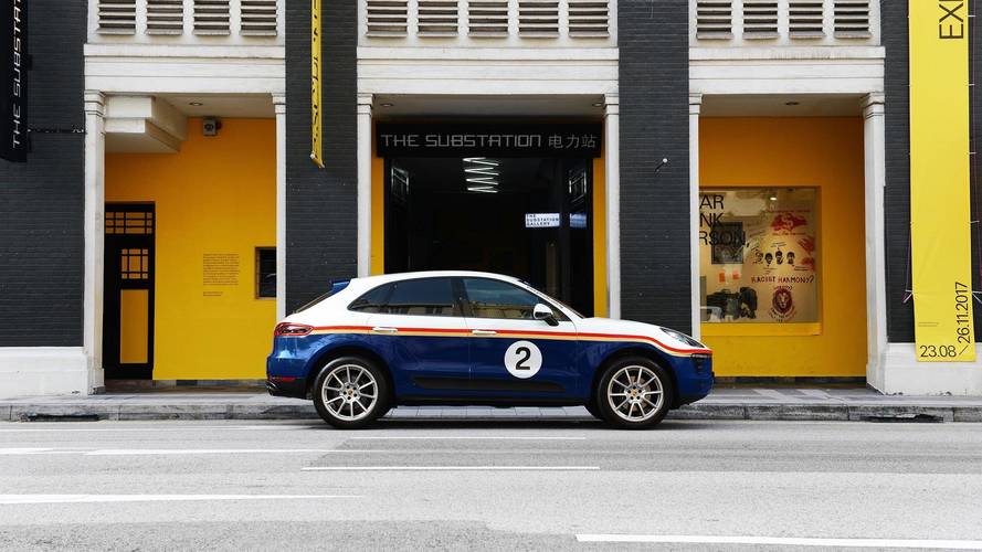 Porsche Macan Rothmans