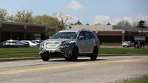 2017 Nissan Pathfinder facelift spy photo