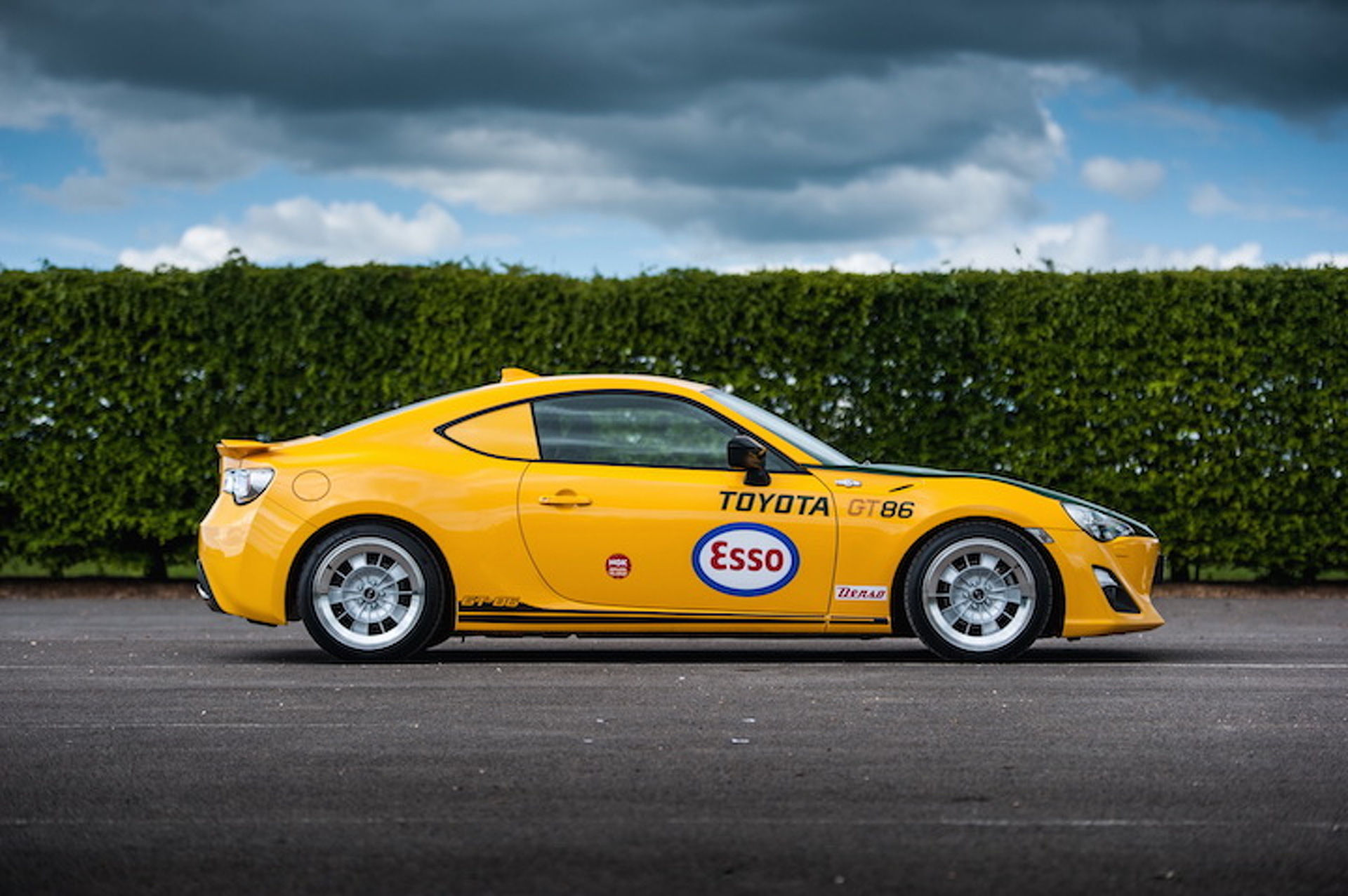 Toyota Displays a Six Pack of Retro-Liveried GT 86 Sports Cars