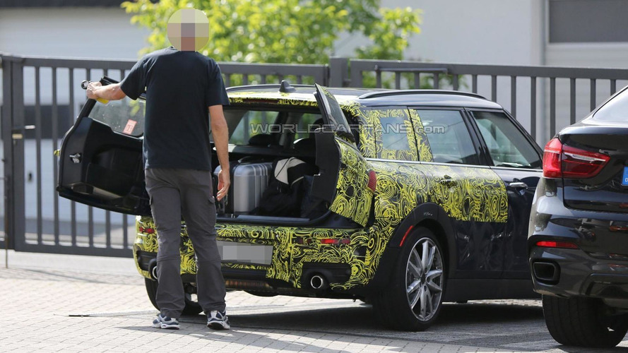 2016 Mini Clubman Caught With Its Rear Doors Open