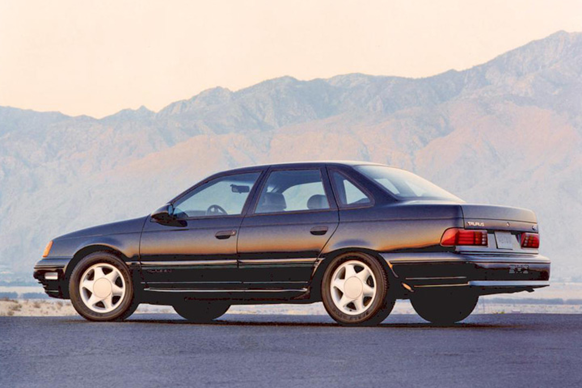 Ford Taurus SHO: America’s Unlikely Winner