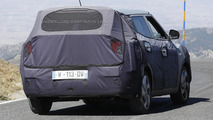 2016 SsangYong Tivoli seven-seat spy photo