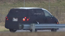 2017 Honda Odyssey spy photo